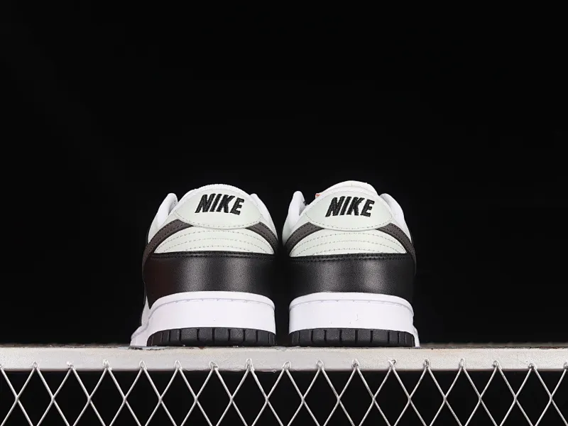 All categories Nk SB Dunk series Nk SB Dunk Low low-top sneakers Nk Dunk Low "Mini Orange Swoosh" SB low-top sports and leisure sneakers FN7808-001